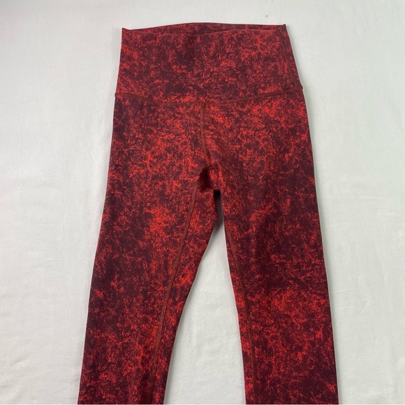 Lululemon Athletica Women's Wunder Train High Rise Crop 23” in Autumn Red size 4 - Picture 2 of 8